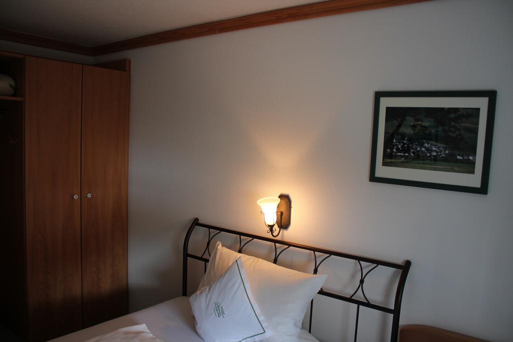 Wuellner'S Landgasthof Schmallenberg Bilik gambar